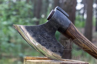 Caixa de ferramentas viking de 1.000 anos de idade é encontrada