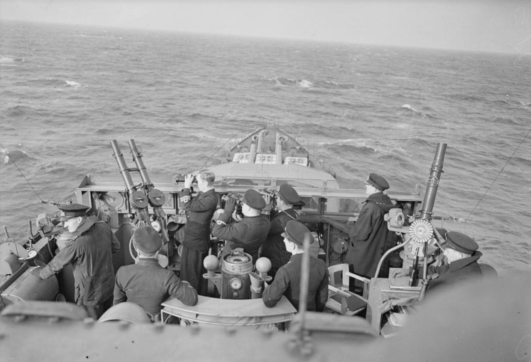 16 de fevereiro de 1940: HMS Cossack liberta 299 prisioneiros britânicos do Altmark no Jøssingfjord norueguês
