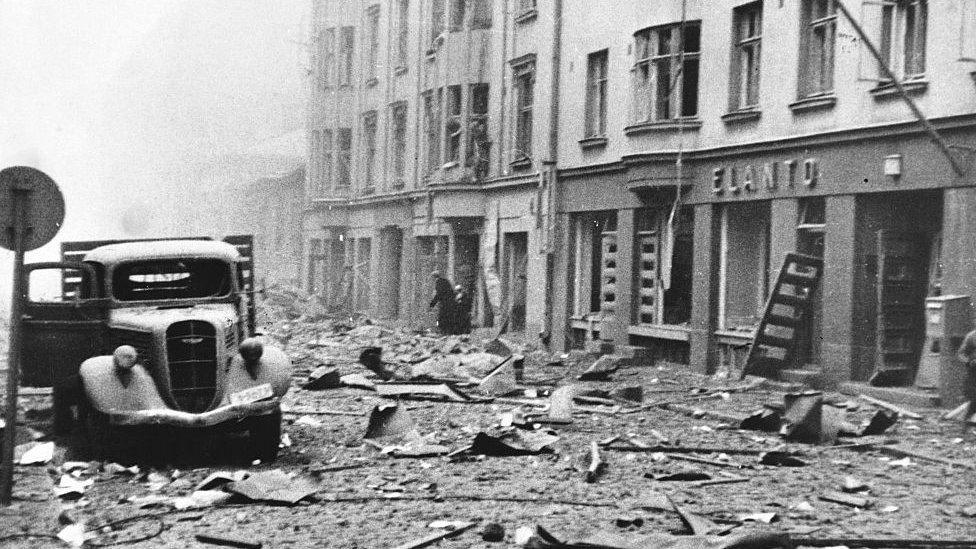 5 de março de 1940: Após 105 dias de Guerra de Inverno, Finlândia pede armistício à URSS