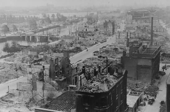 A Queda Relâmpago: Da Invasão Alemã à Divisão da França em 1940