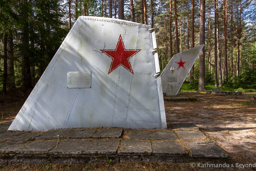Cemitério dos Pilotos de Ämari: um cemitério abandonado que usa aviões como lápides