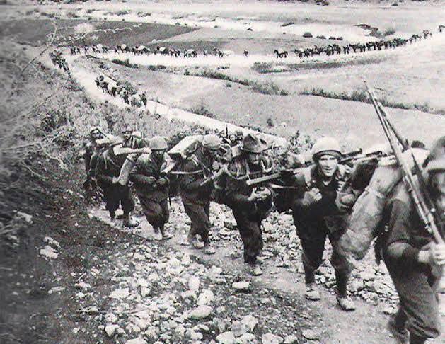 Gregos Dominam um Quarto da Albânia: Itália Clama por Ajuda Alemã (28 de dezembro de 1940)