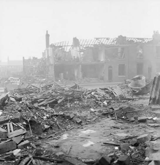 Intensificação da Blitz: Birmingham Sob Fogo em 25 de Novembro de 1940