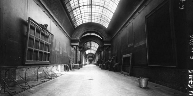 O Louvre durante a Segunda Guerra Mundial
