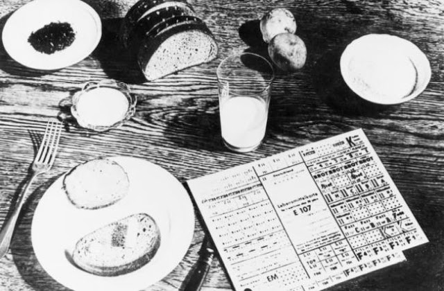 O que havia nos cartões de racionamento (Lebensmittelkarten)?