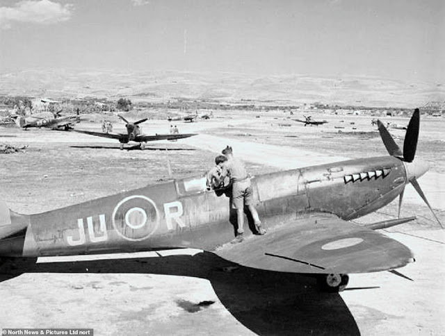 Piloto de Spitfire abatido na Itália foi sepultado após 75 anos